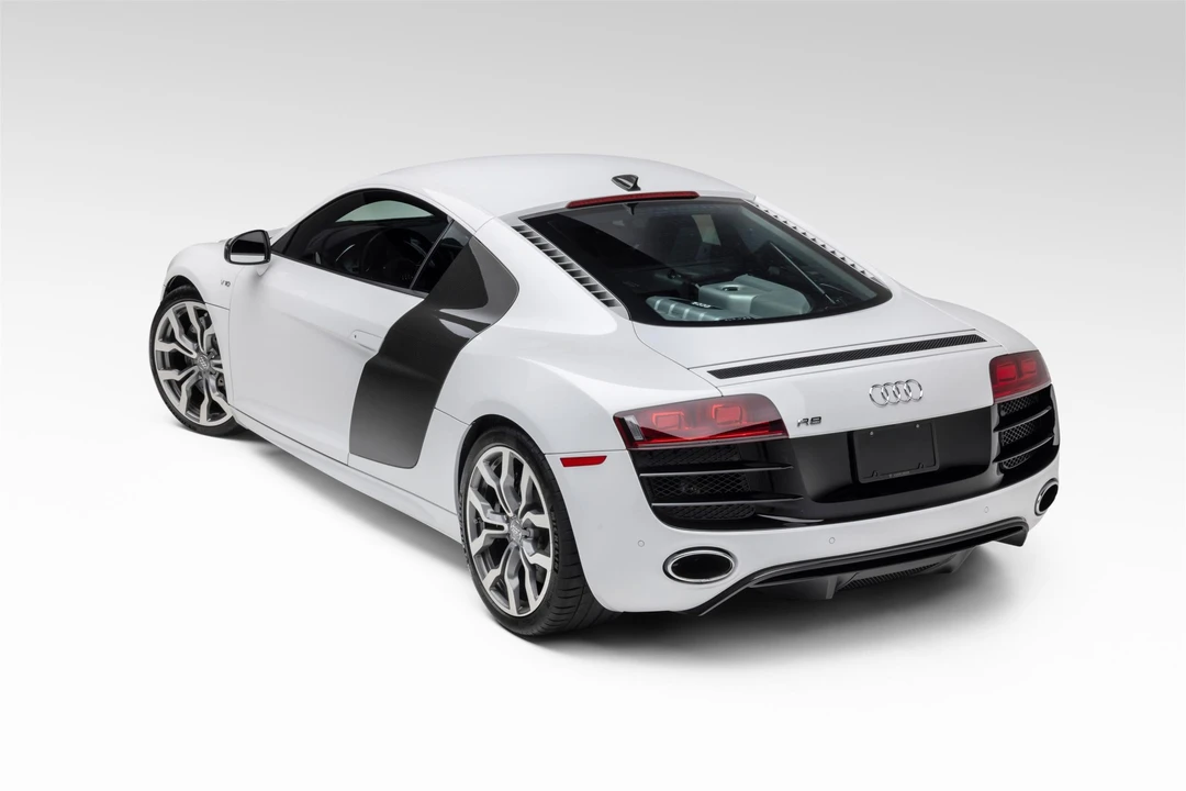 2011 Audi 42 R8 - Image 8 of 31