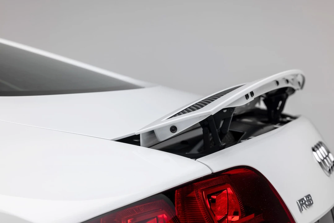 2011 Audi 42 R8 - Image 31 of 31
