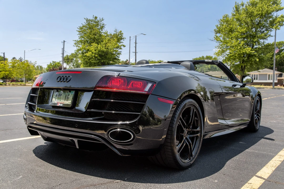 2011 Audi 42 R8 - Image 14 of 31