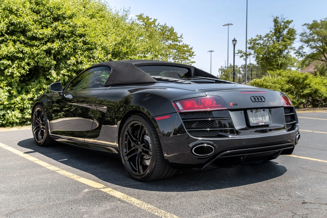 2011 Audi 42 R8 - Image 8 of 31