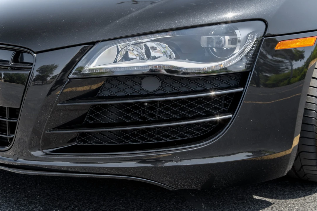 2011 Audi 42 R8 - Image 23 of 31