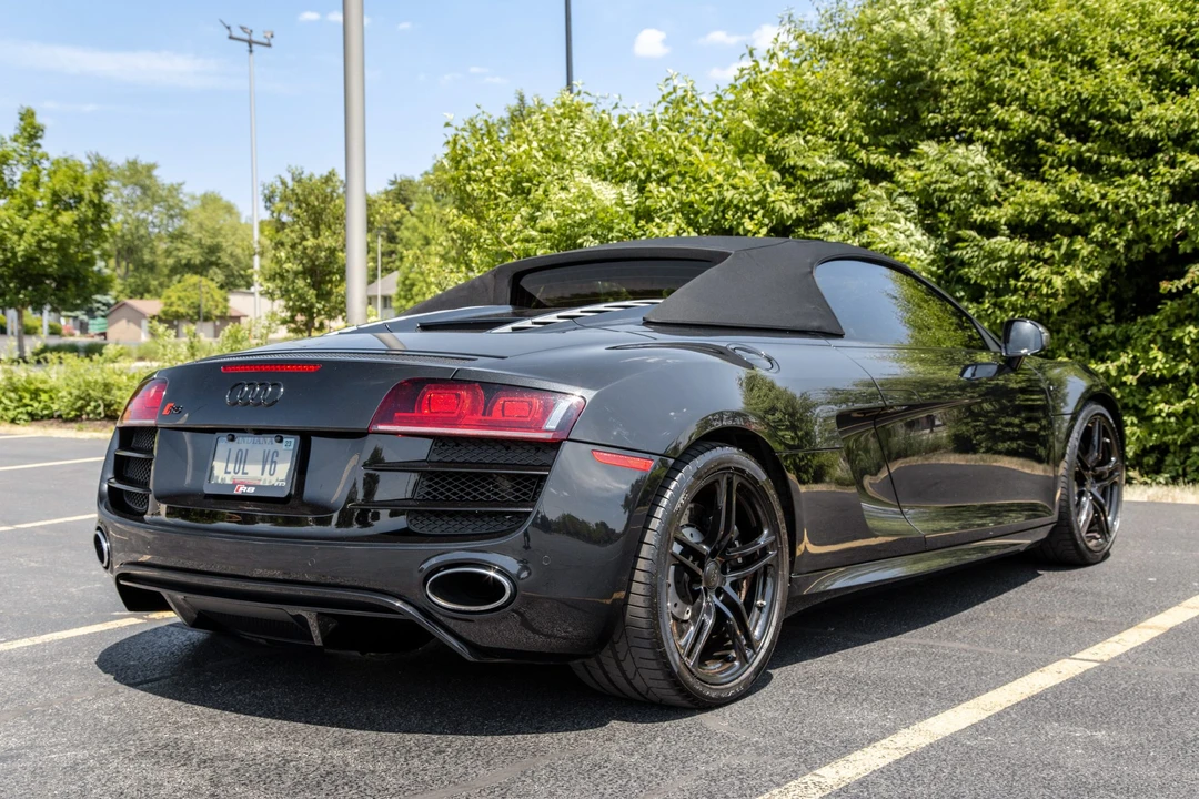2011 Audi 42 R8 - Image 6 of 31