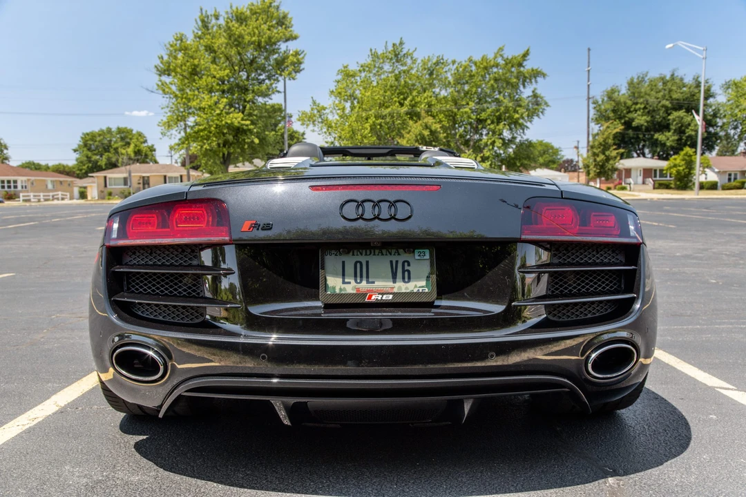 2011 Audi 42 R8 - Image 15 of 31