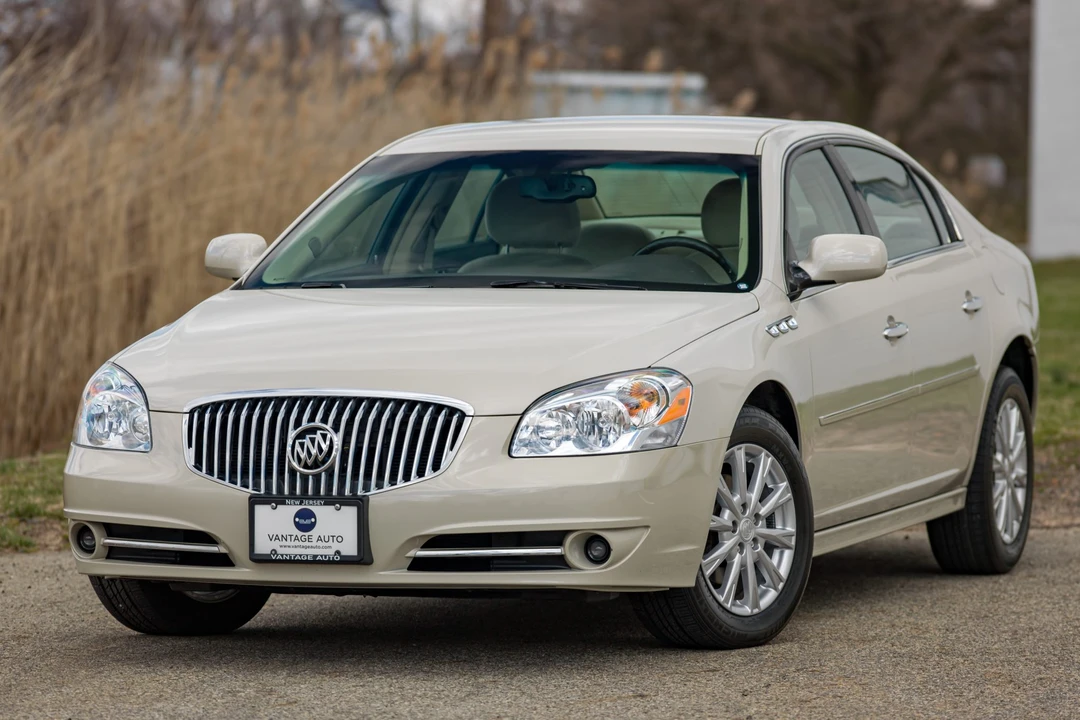 2011 Buick Lucerne - Image 8 of 31