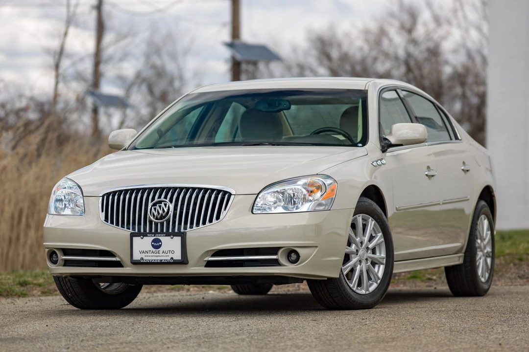 2011 Buick Lucerne - Image 7 of 31
