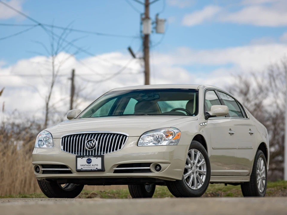 2011 Buick Lucerne - Image 3 of 31