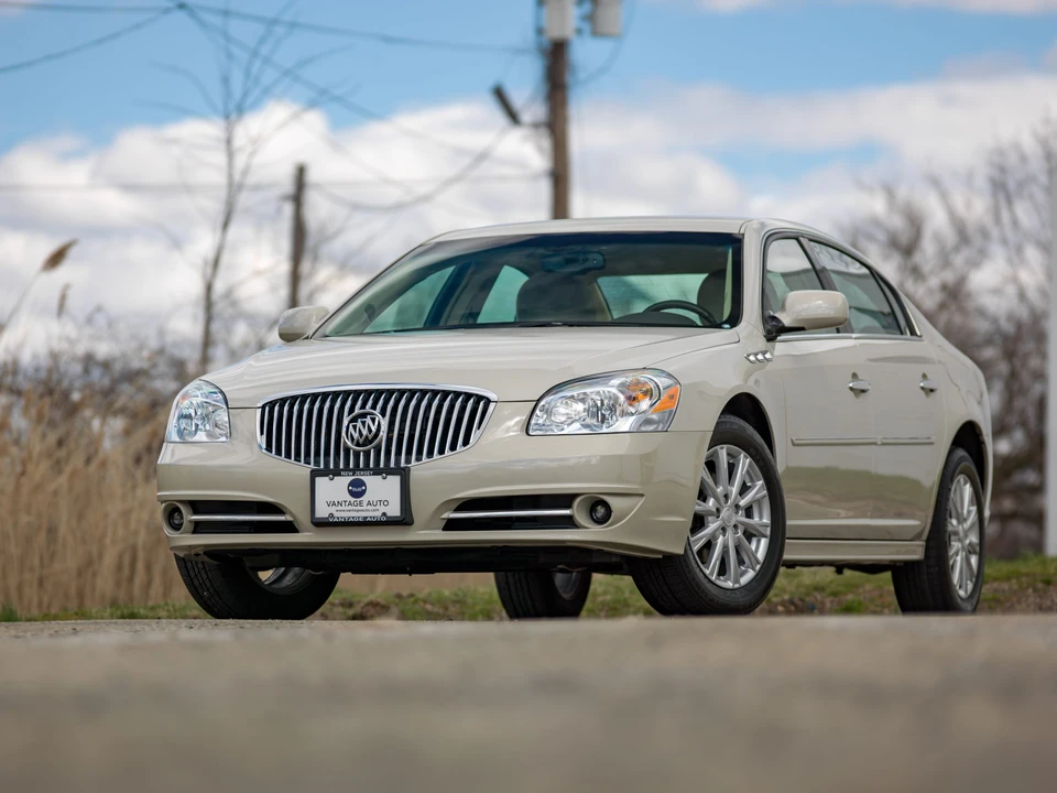 2011 Buick Lucerne - Image 4 of 31