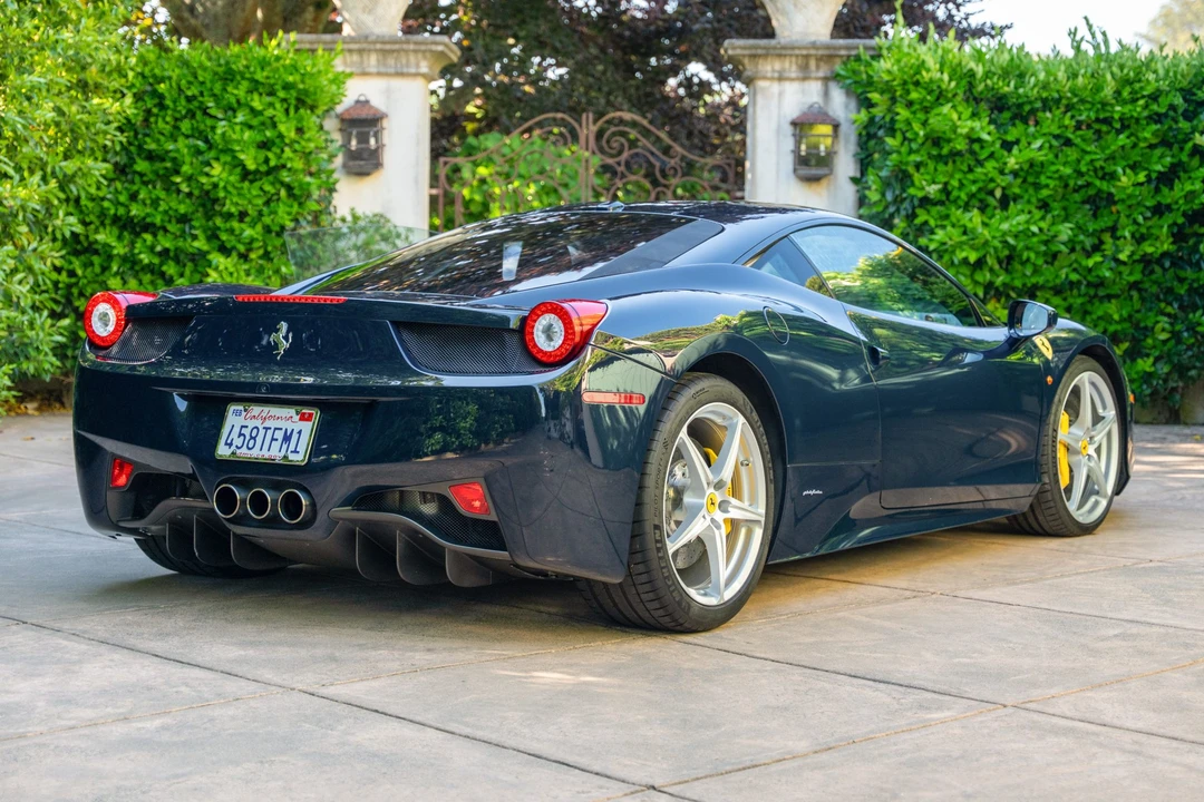 2011 Ferrari 458 Italia - Image 5 of 31