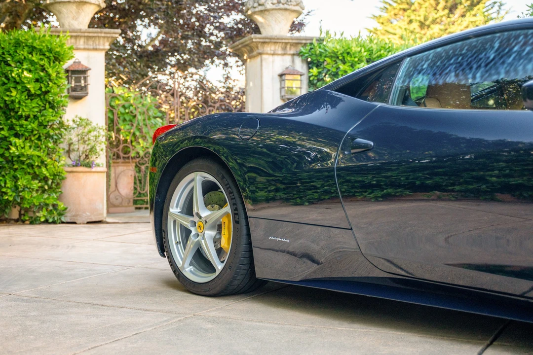 2011 Ferrari 458 Italia - Image 23 of 31