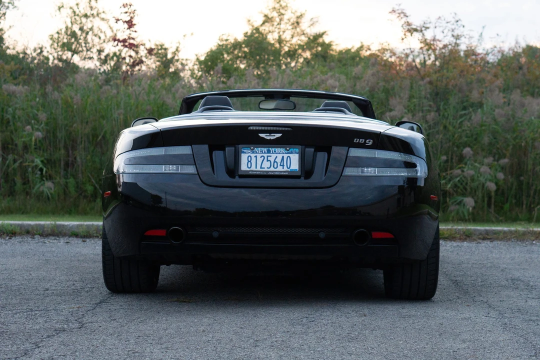 2012 Aston Martin DB9 - Image 14 of 31