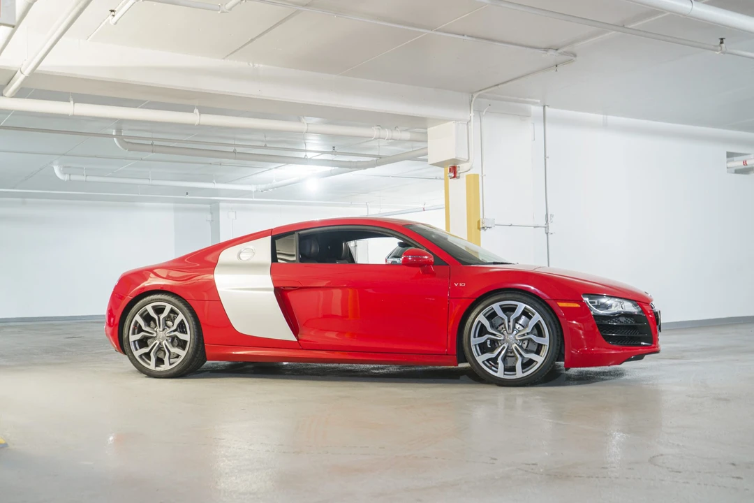 2012 Audi 42 R8 - Image 8 of 31