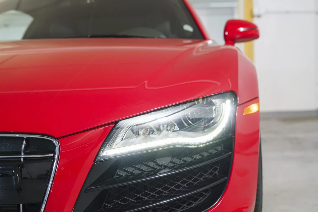 2012 Audi 42 R8 - Image 25 of 31