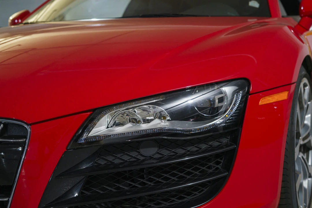 2012 Audi 42 R8 - Image 23 of 31