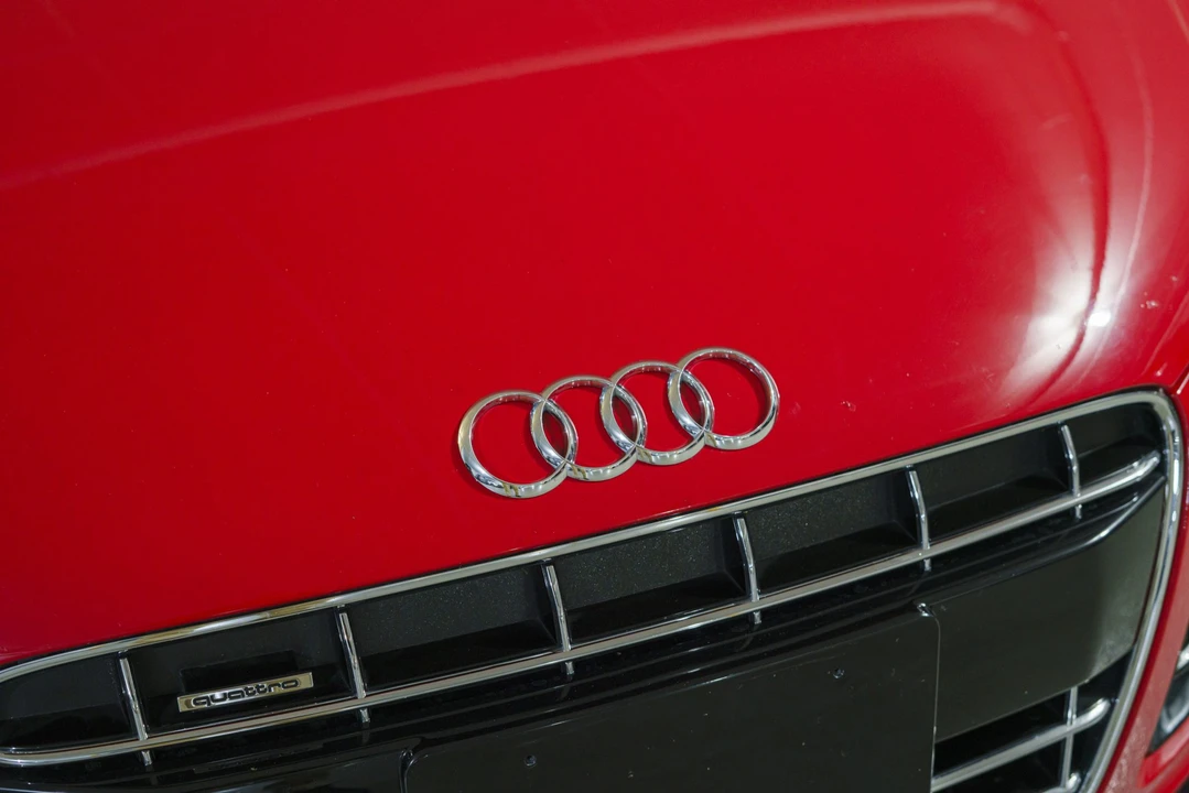 2012 Audi 42 R8 - Image 21 of 31