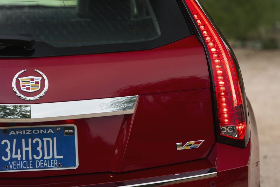 2012 Cadillac CTS-V 2nd Gen - Image 28 of 31