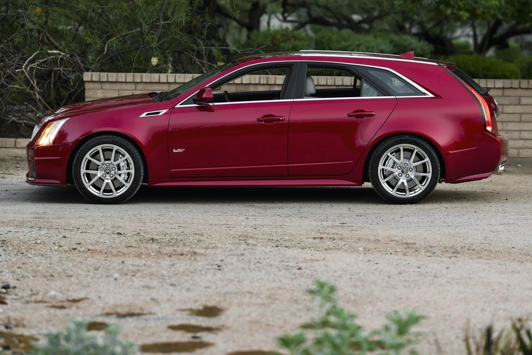 2012 Cadillac CTS-V 2nd Gen - Image 13 of 31
