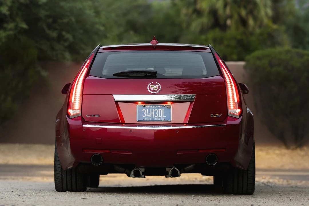 2012 Cadillac CTS-V 2nd Gen - Image 9 of 31