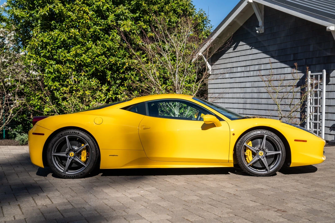 2012 Ferrari 458 Italia - Image 7 of 31