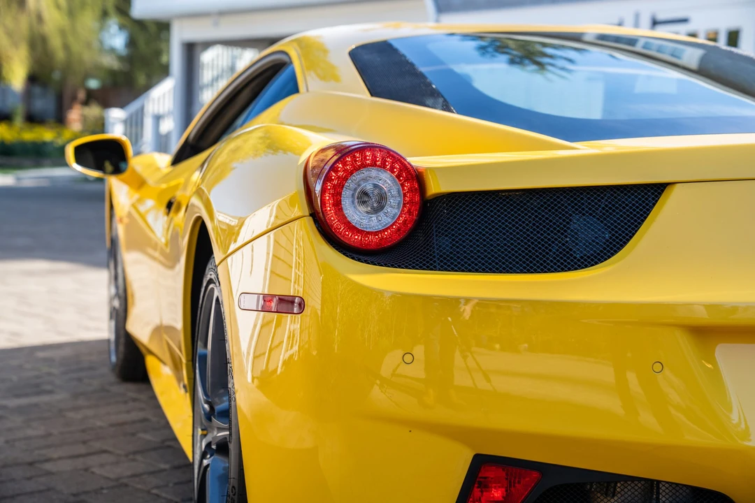 2012 Ferrari 458 Italia - Image 18 of 31