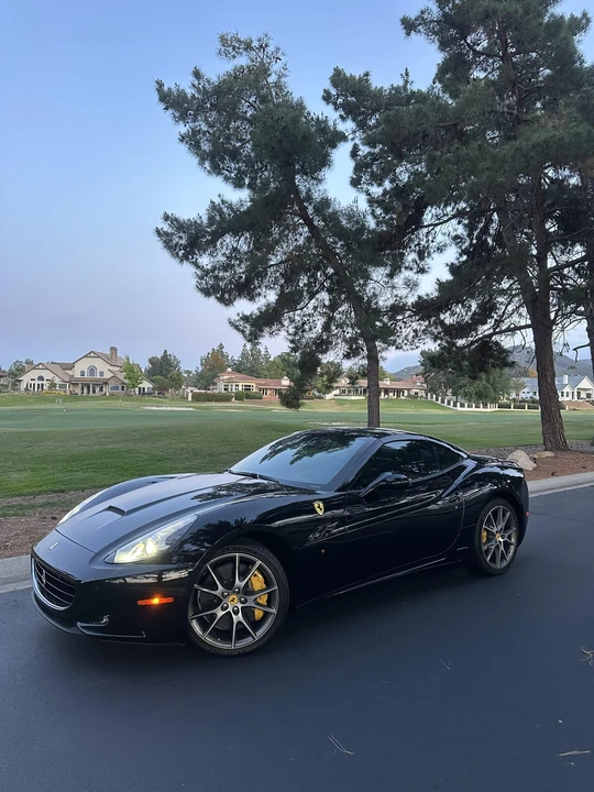 2012 Ferrari California - Image 16 of 31