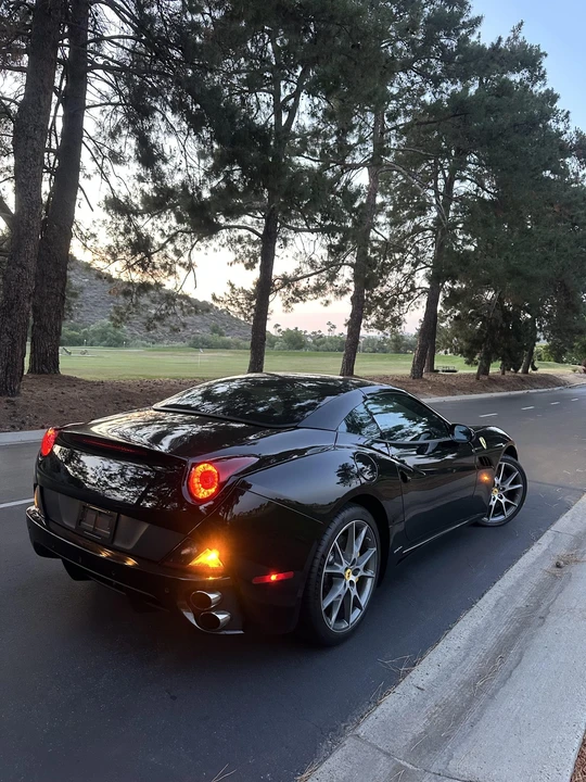 2012 Ferrari California - Image 21 of 31