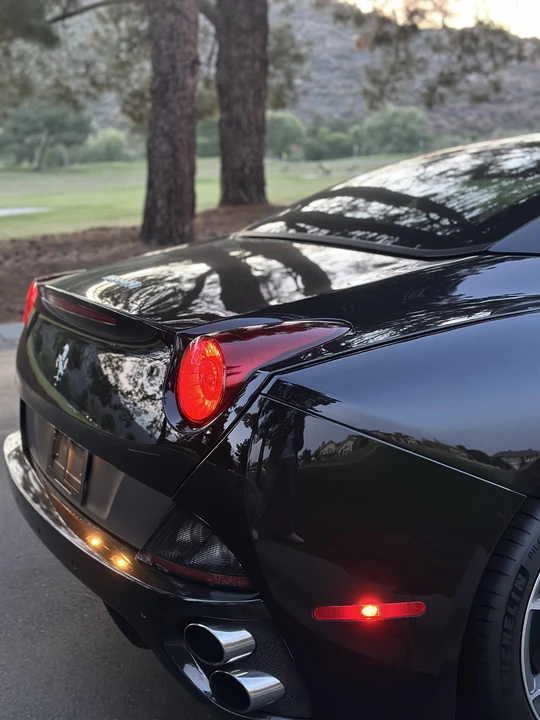 2012 Ferrari California - Image 29 of 31
