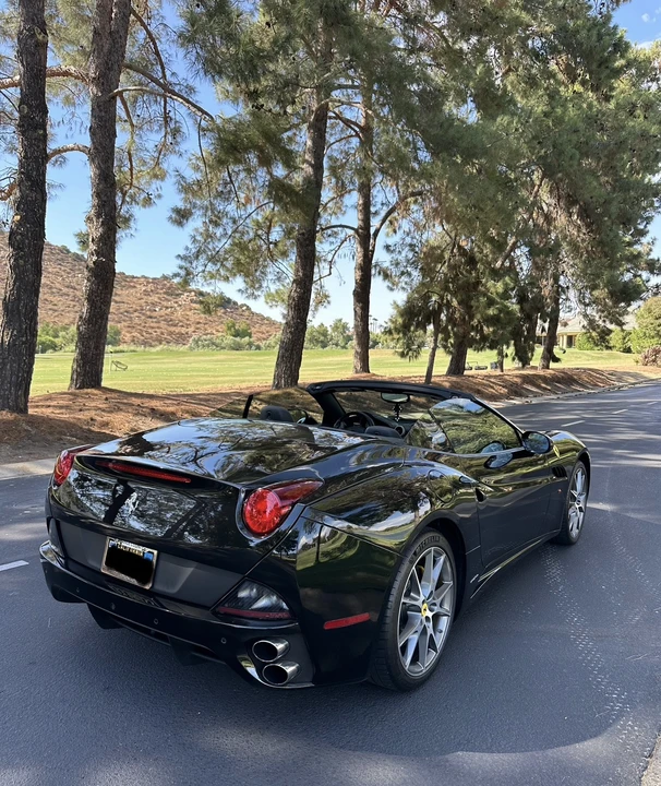 2012 Ferrari California - Image 6 of 31