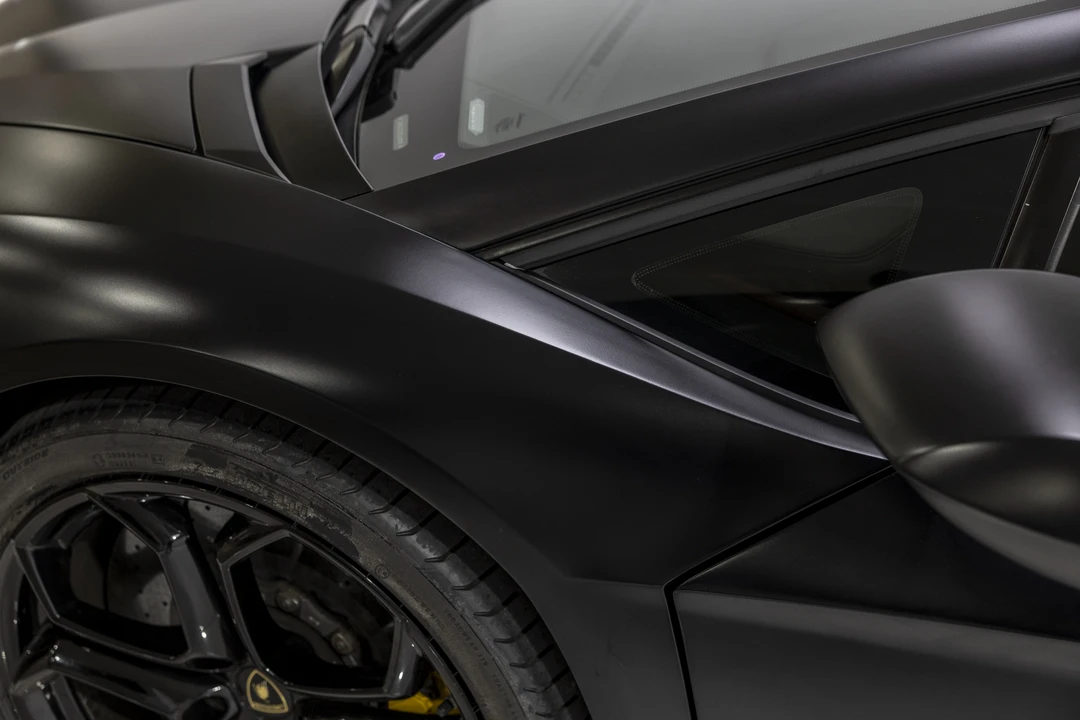 2012 Lamborghini Aventador LP700-4 - Image 24 of 31