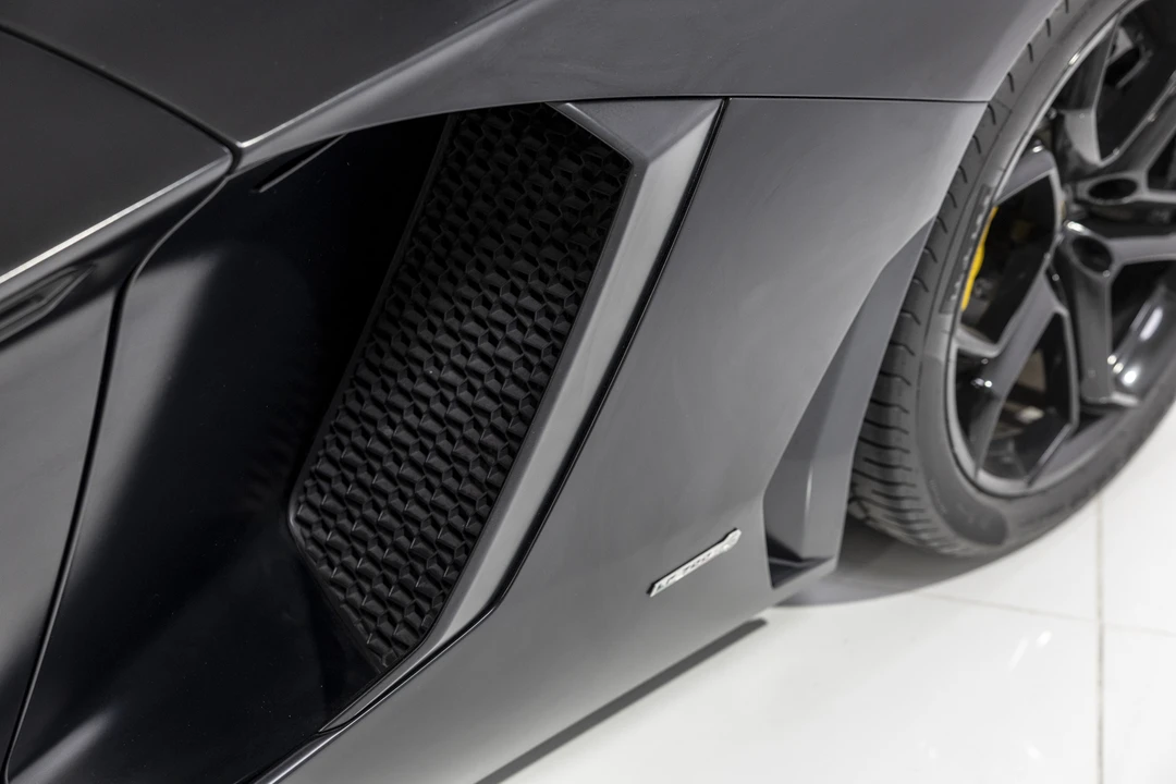 2012 Lamborghini Aventador LP700-4 - Image 31 of 31