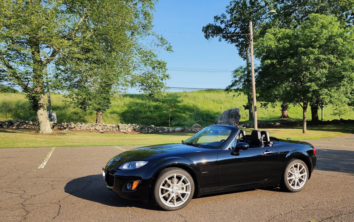 2012 Mazda NC MX-5 Miata - Image 2 of 31