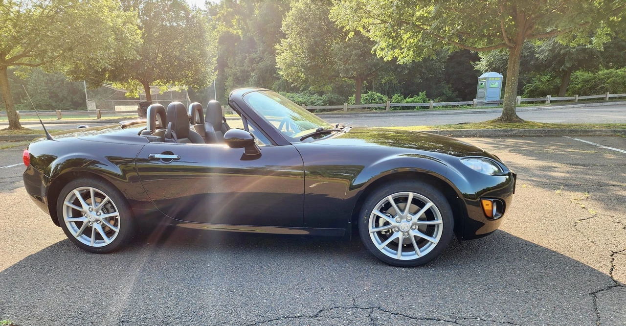 2012 Mazda NC MX-5 Miata - Image 7 of 31