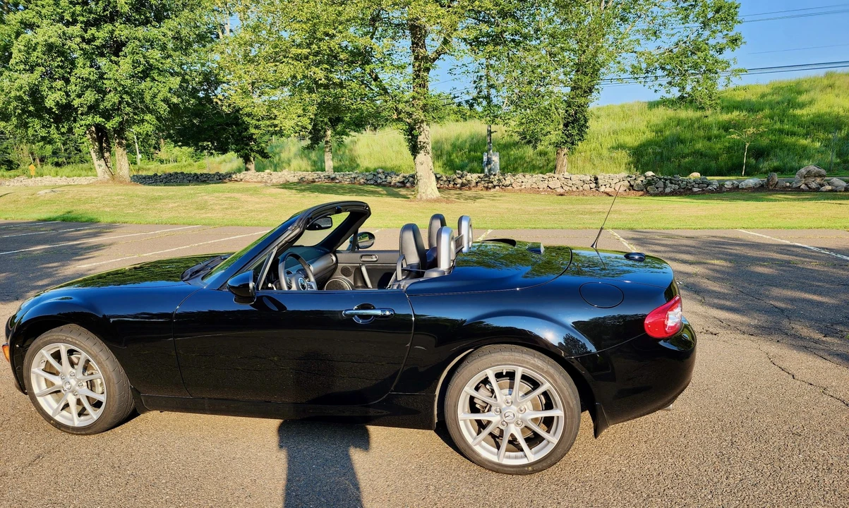 2012 Mazda NC MX-5 Miata - Image 17 of 31