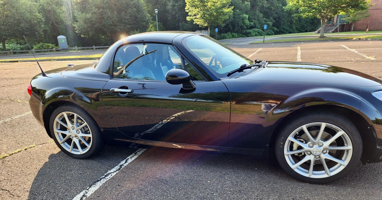 2012 Mazda NC MX-5 Miata - Image 26 of 31