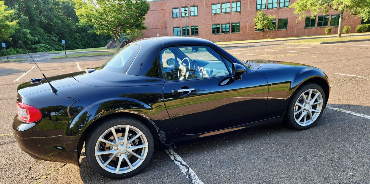 2012 Mazda NC MX-5 Miata - Image 29 of 31