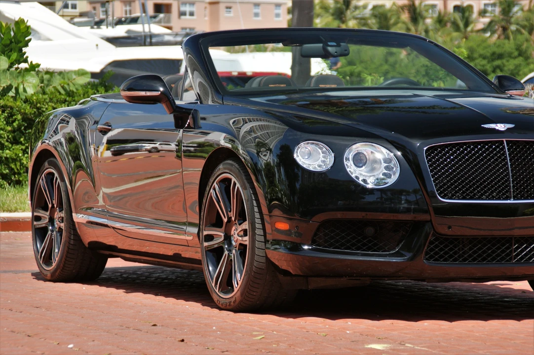 2013 Bentley Continental GTC - Image 12 of 31