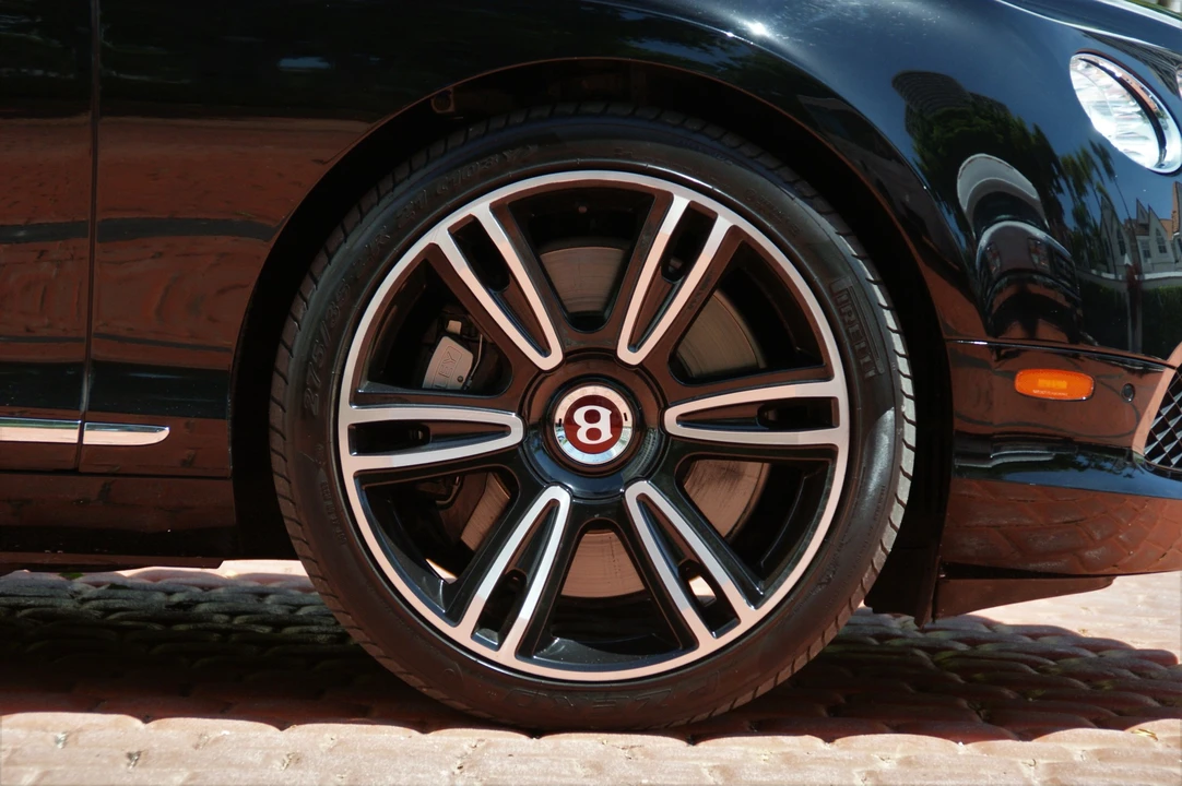 2013 Bentley Continental GTC - Image 15 of 31