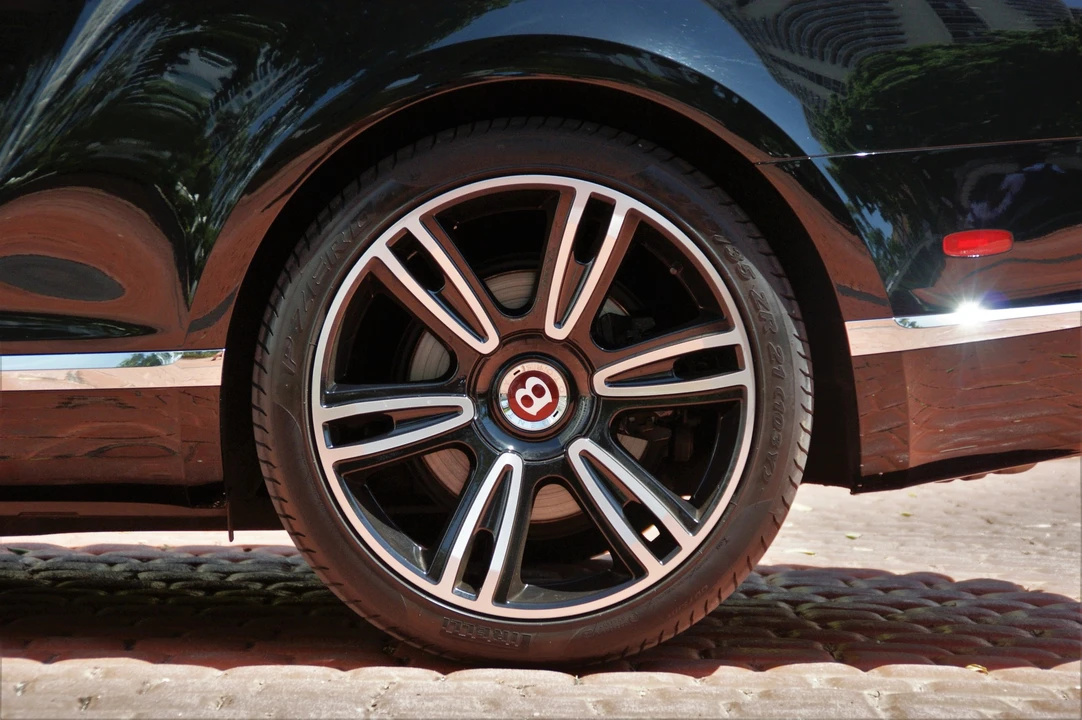 2013 Bentley Continental GTC - Image 17 of 31