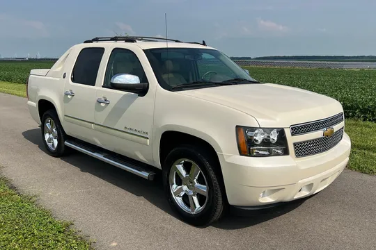 2013 Chevrolet Avalanche LTZ Black Diamond