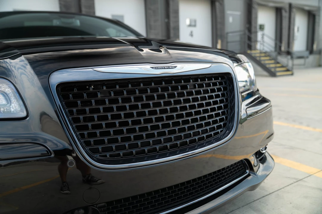 2013 Chrysler 300 (2005-2023) - Image 25 of 31