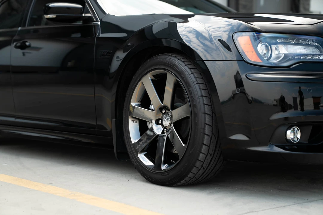 2013 Chrysler 300 (2005-2023) - Image 27 of 31