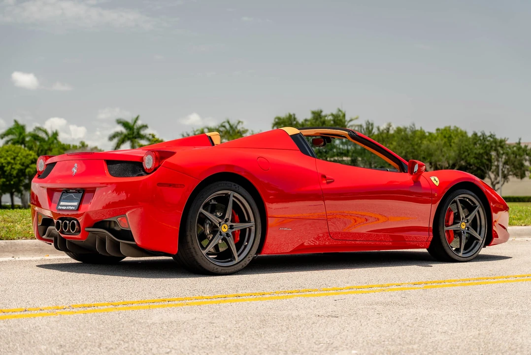2013 Ferrari 458 Spider - Image 11 of 31