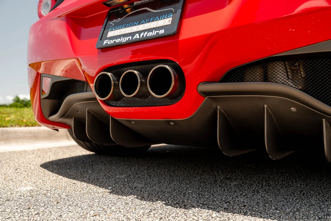 2013 Ferrari 458 Spider - Image 27 of 31