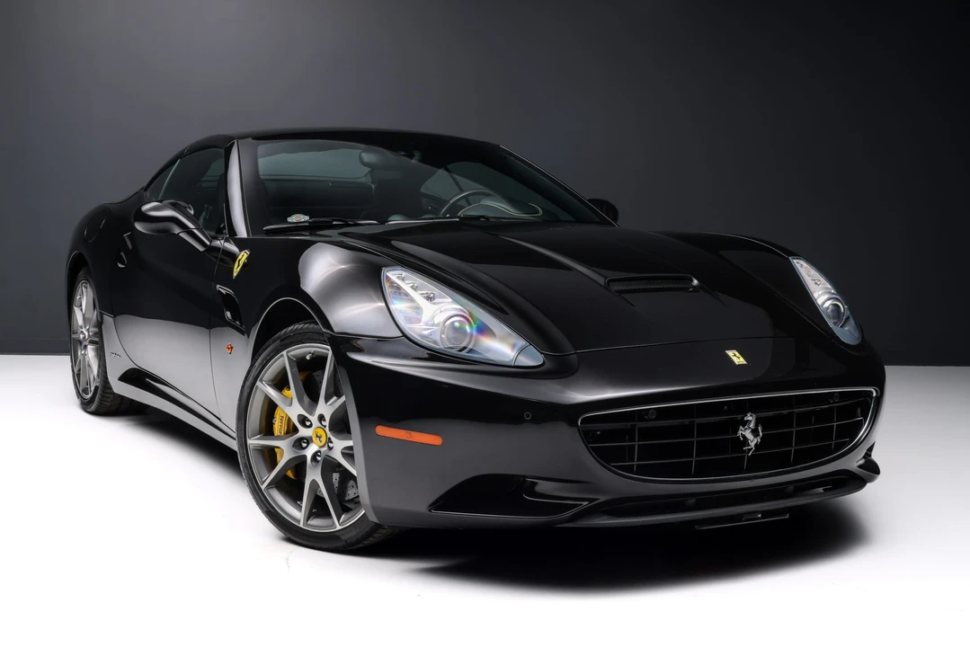 2013 Ferrari California - Image 13 of 31