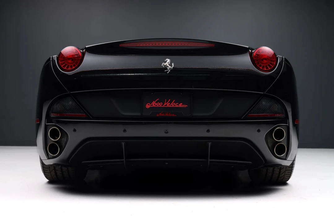 2013 Ferrari California - Image 24 of 31