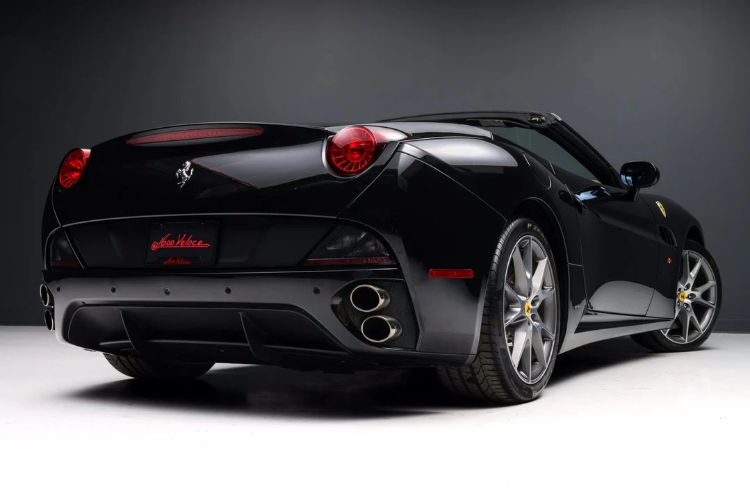 2013 Ferrari California - Image 26 of 31