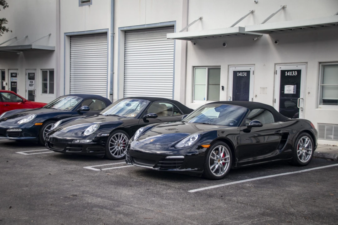 2013 Porsche 981 Boxster S - Image 3 of 31