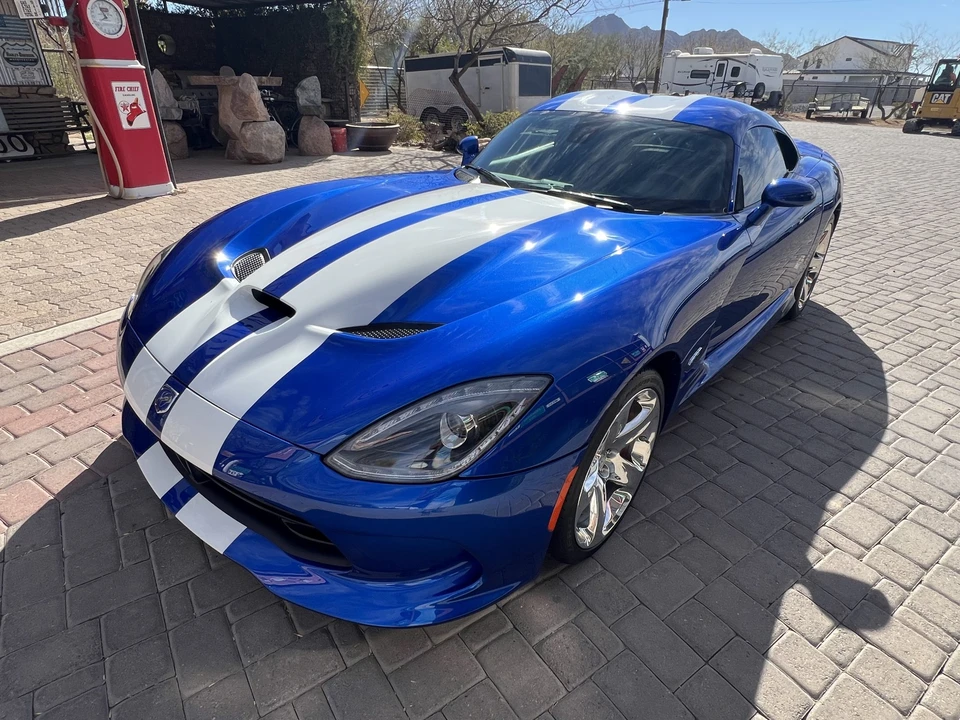 2013 Dodge Viper 5th Gen - Image 3 of 31