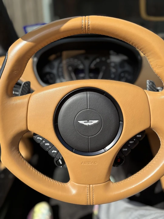 2014 Aston Martin Vanquish 2nd Gen - Image 30 of 31