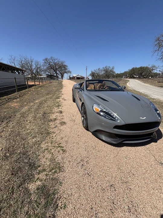 2014 Aston Martin Vanquish 2nd Gen - Image 11 of 31