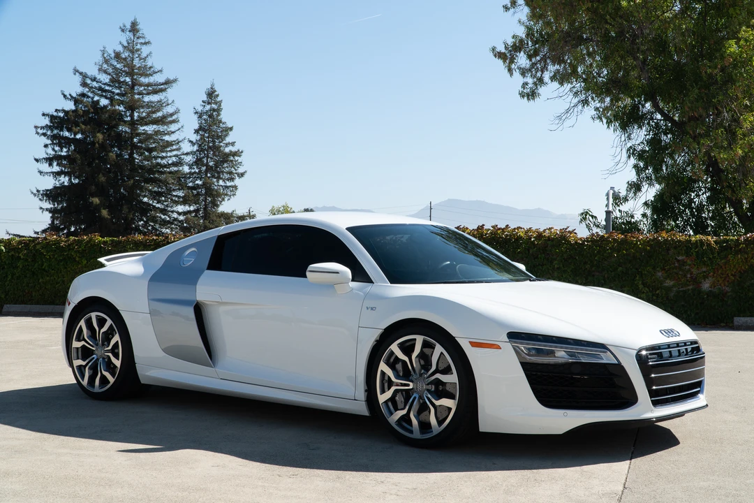 2014 Audi 42 R8 - Image 12 of 31